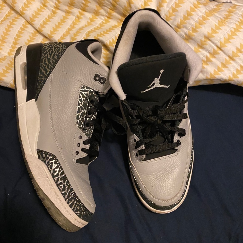 Jordan 3 wolf grey